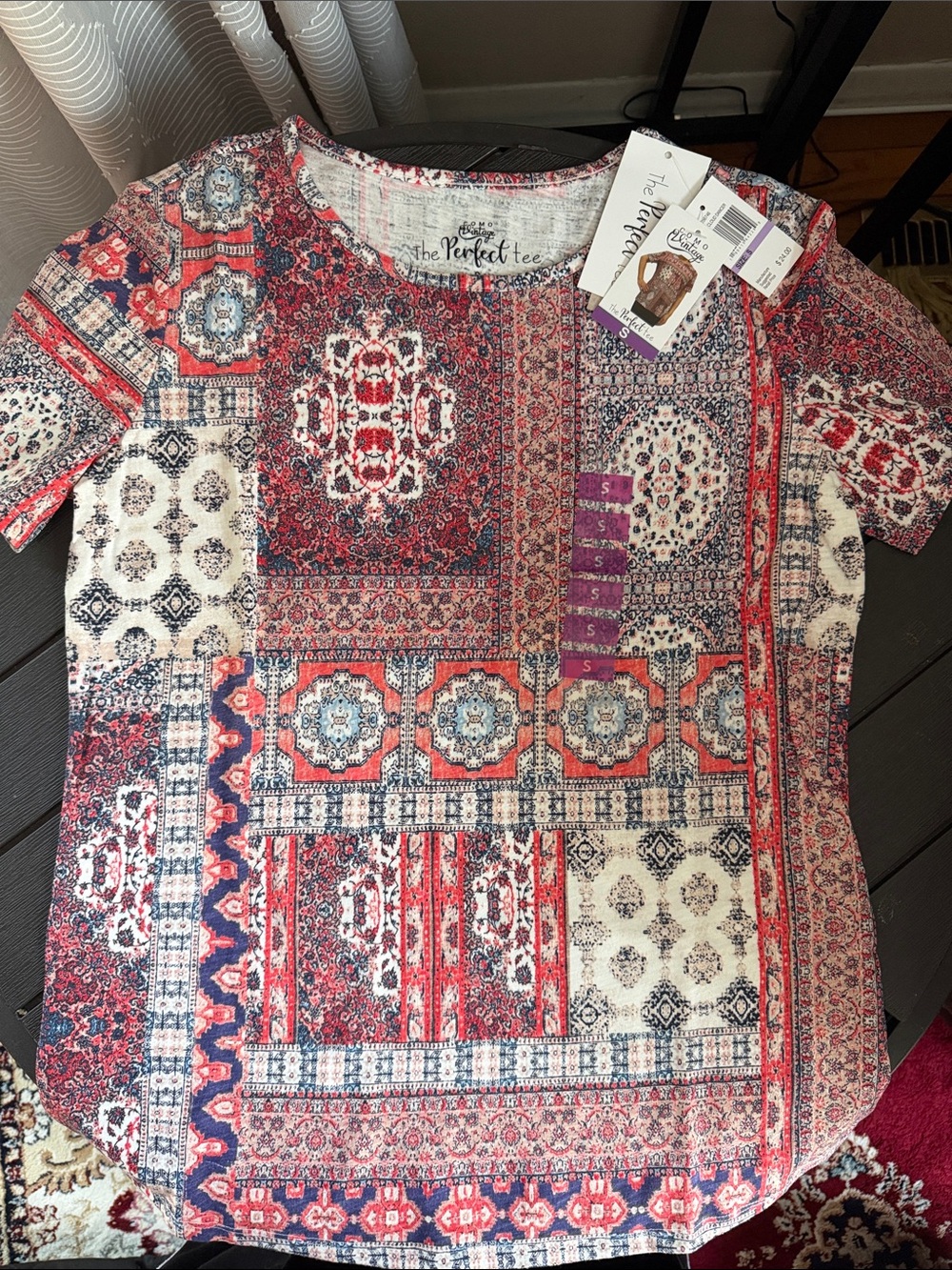 NWT Como Vintage Perfect Tee Printed Scoop Neck Size Small